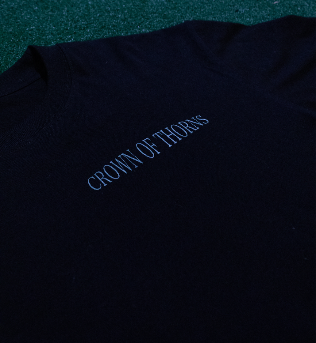 "V" TEE BLACK